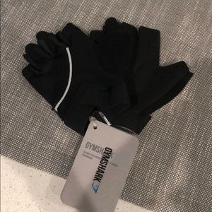 Gymshark Wrap Lifting Gloves Hot Sale 